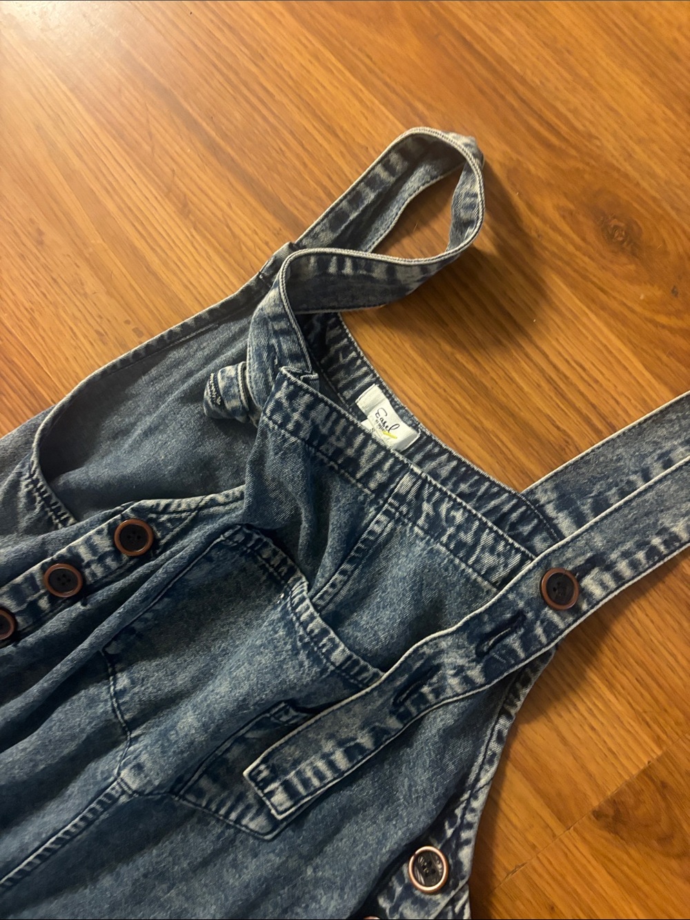 Easel Los Angeles Distressed Blue Denim Wide-Leg Overalls Jumpsuit - Picture 4 of 5